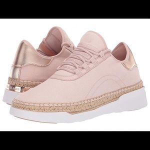 Michael Kors Finch Pink/ Rose gold Sneaker Sz 7
